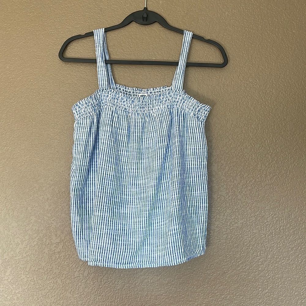 Old navy stripe top size small